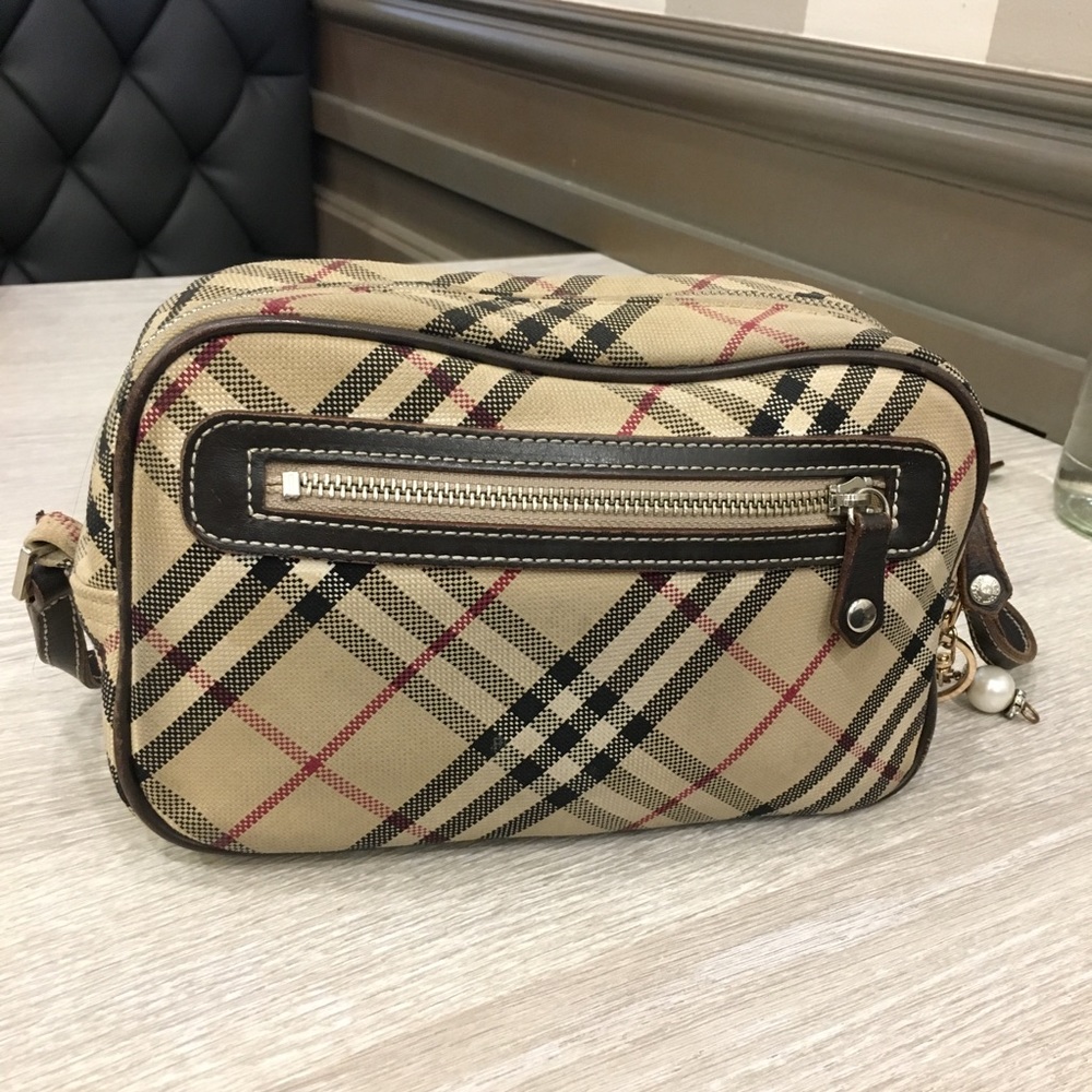 Burberry Blue Label - Picture 4 of 7